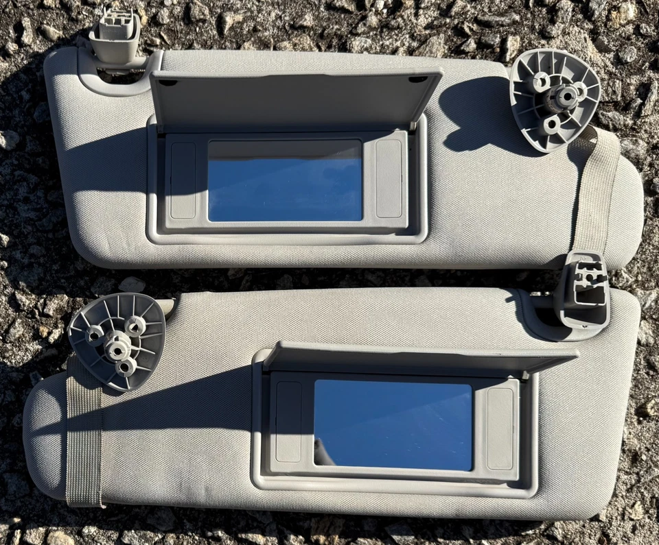 Parasoles grises laterales para conductor y pasajero Chevrolet HHR 2006-2011 OEM Foto 2 de 3