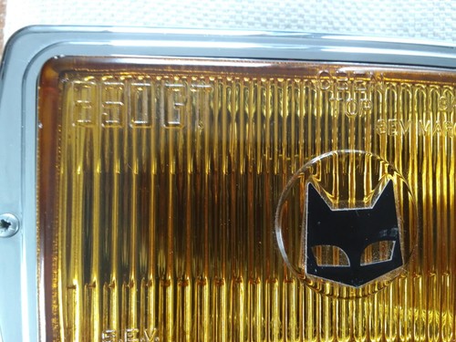 Marchal 850GT yellow fog lights lamps - Picture 9 of 12