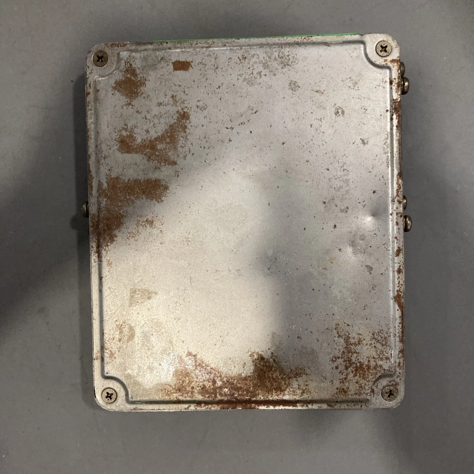 Geo Metro 1996 ECU/ECM 33920-52GD1 Foto 4 de 4