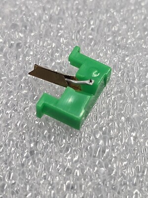 NEW IN BOX TURNTABLE STYLUS NEEDLE for SHURE N70B N72B M70B 4768-D6 768