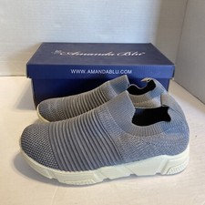 Amanda Blu Size 8 Athleisure Gray Risge Solid Sneaker Athetic Shoe Slide On