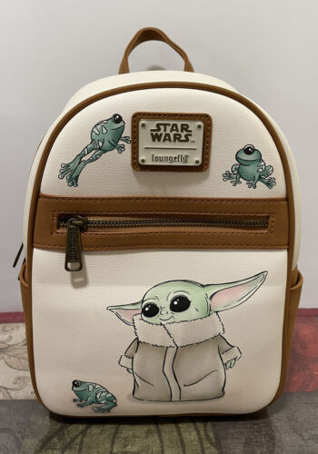 Disney's Star Wars-Mandalorian “The Child” Loungefly Mini Backpack New With tag - Afbeelding 1 van 2
