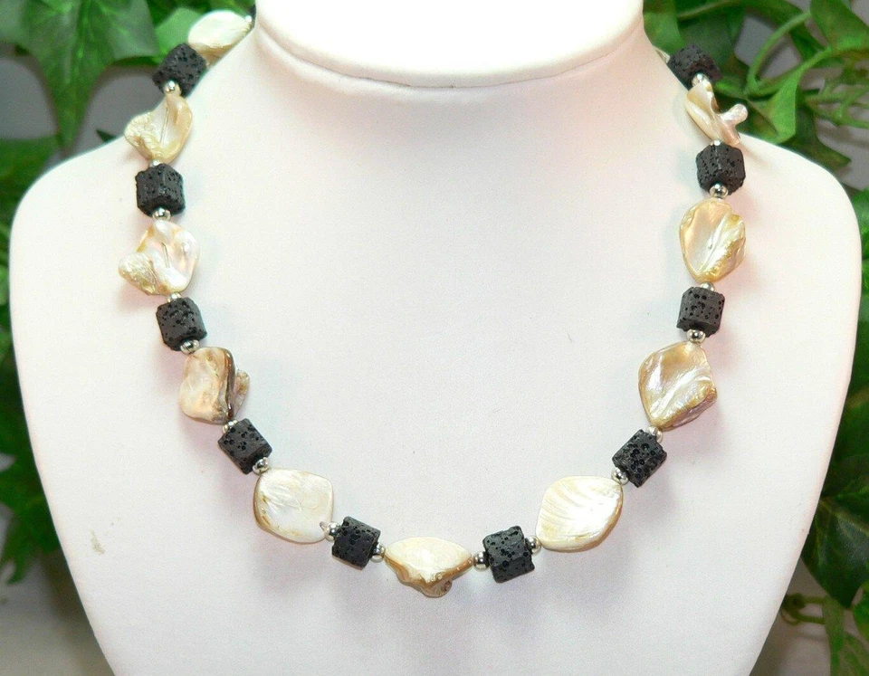 2er Schmuckset Würfel Lava schwarz, beige creme Perlmutt  Muschel Nugetts  296a - Bild 3 von 4