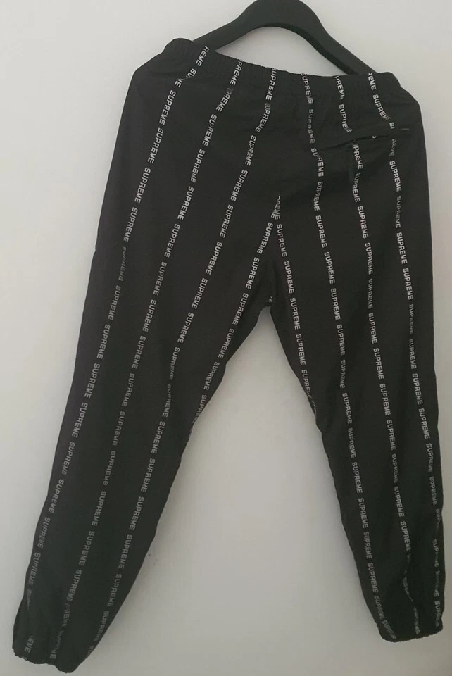 FW18 Supreme Reflectante Texto Chándal Pantalones Negro Nailon Agua Resistente S - Imagen 3 de 4