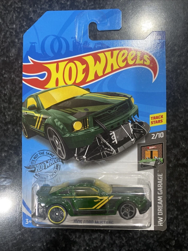 Ford Mustang Dream Garage 2/10 Hot Wheels Track Stars verde personalizado '15 Foto 2 de 4