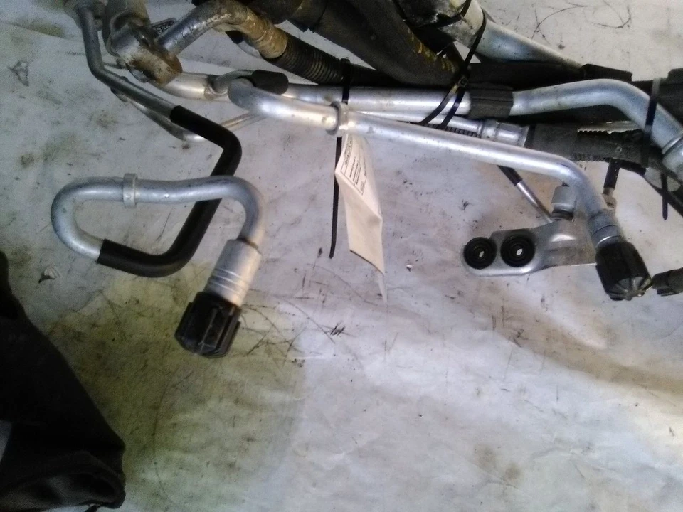 Mangueiras CA 3,0 litros 6 cilindros 2017 Audi Q7 - Imagem 4 de 4