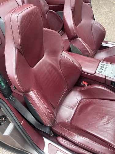 Aston Martin DB9 Volante - Picture 10 of 21