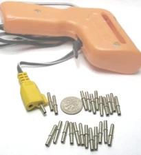 24 Aurora SLOT CAR CONTROLLER TERMINAL TRACK PINS 2534 Unused Factory Stock