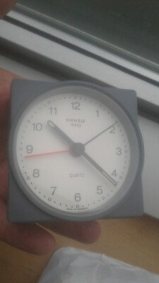 Kienzle Mino U037-2002 Quarz Vintage Alarm Clock Reveil Sveglia Uhren Montre