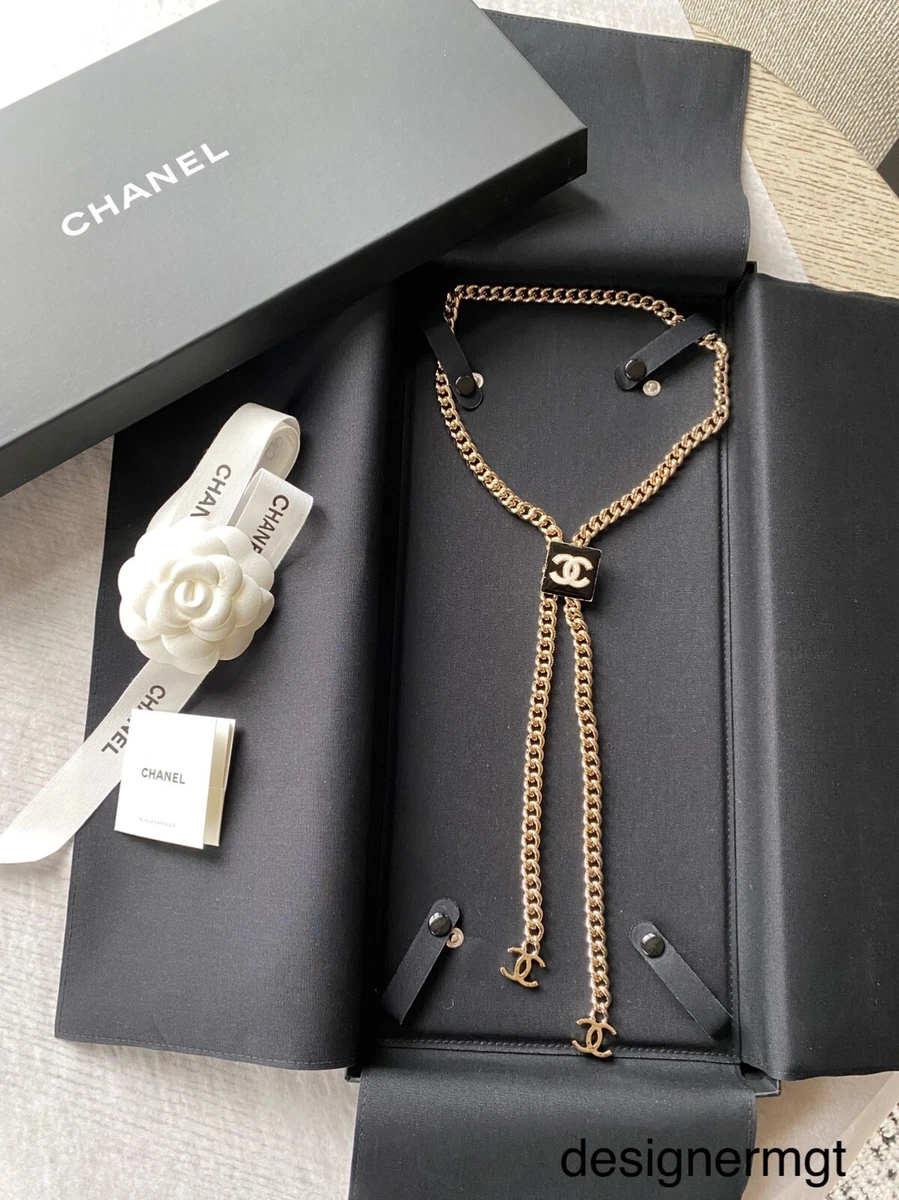 NIB 100%Auth Chanel 22A Black&White Resin CC Shiny Gold Chain