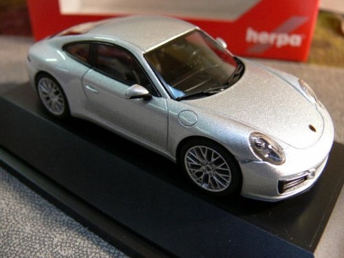 1/43 Herpa Porsche 911 Carrera 4S Coupé plata rodiada metálica PRECIO ESPECIAL 29,99 - Imagen 4 de 4