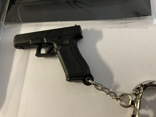 Shot Show 2023 Glock MOS Morale Patch Gun 17 Keychain Key ring Pen Sticker Lot - Picture 3 of 4