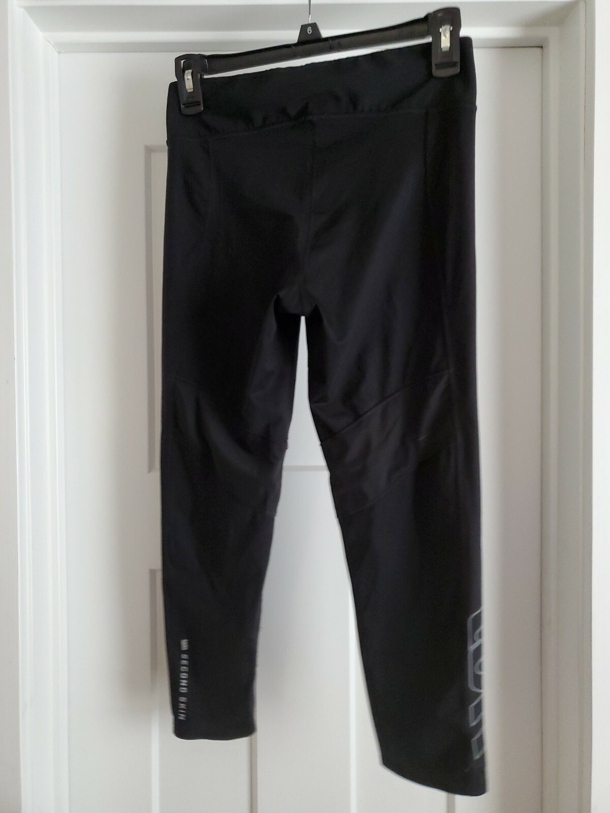 Second Skin Solid Black Compression Crop Leggings… - image 2