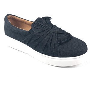 catherine malandrino slip on shoes