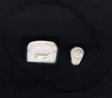 1:25 scale model Motorola Lunchbox portable radio 1940s police taxi bus