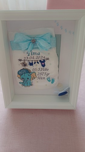Windelrahmen Personalisierte bestickte Windel im Rahmen Baby Geschenk - Bild 3 von 12
