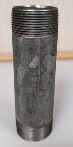 (LOT OF 4) 1-1/2" X 6" Galvanized Pipe Nipple Fitting MPT NPT