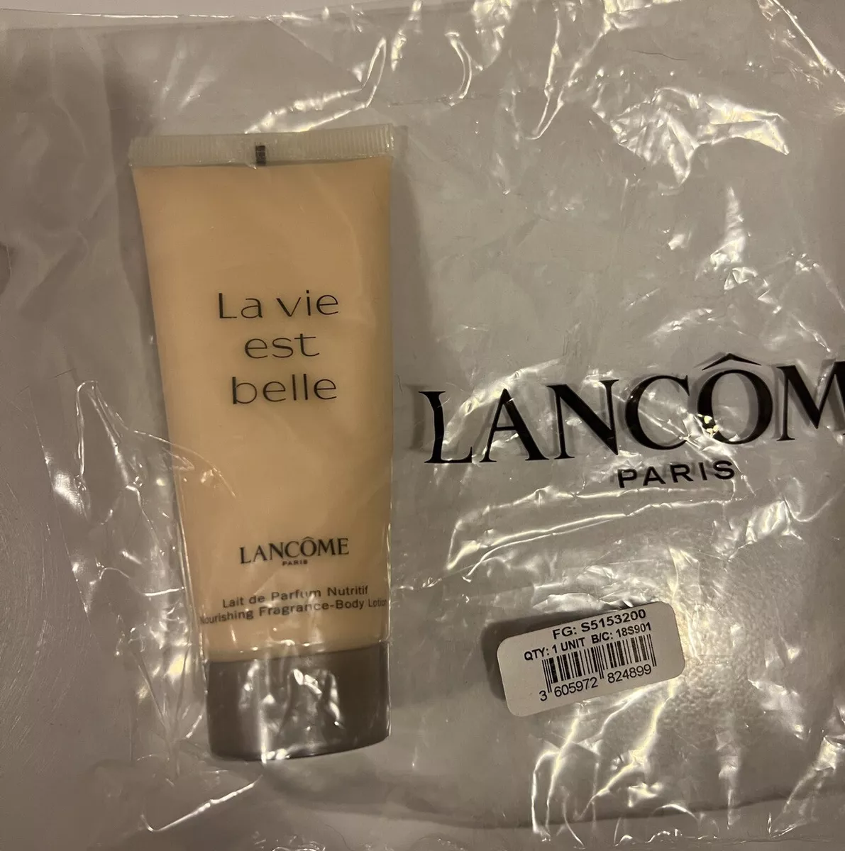 la vie est belle body lotion Travel Size