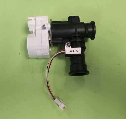 Bosch Water Valve w Engine #87085050230 - Picture 6 of 6