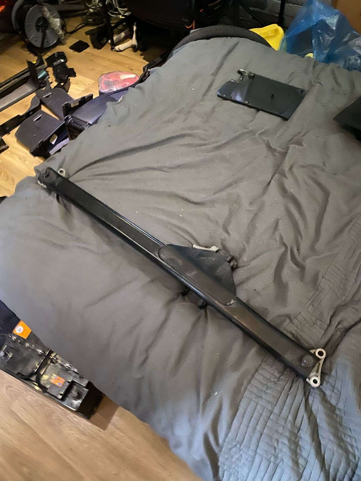 Picture 1 of 3