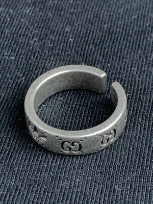gucci adidas トレフォイル gg ロゴ リング Gucci x Adidas Silver GG Logo Engraved Trefoil Ring | eBay