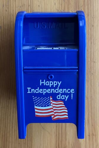 2003 USPS Post Office Mailbox 4.5" Replica Plastic Coin Bank Happy Independence - Picture 8 of 12
