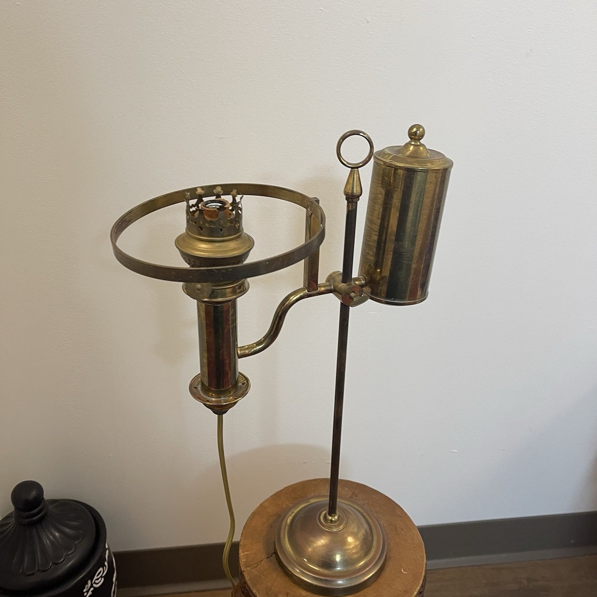 Antique Kosmos Brenner Electrified Brass Oil Lamp 18