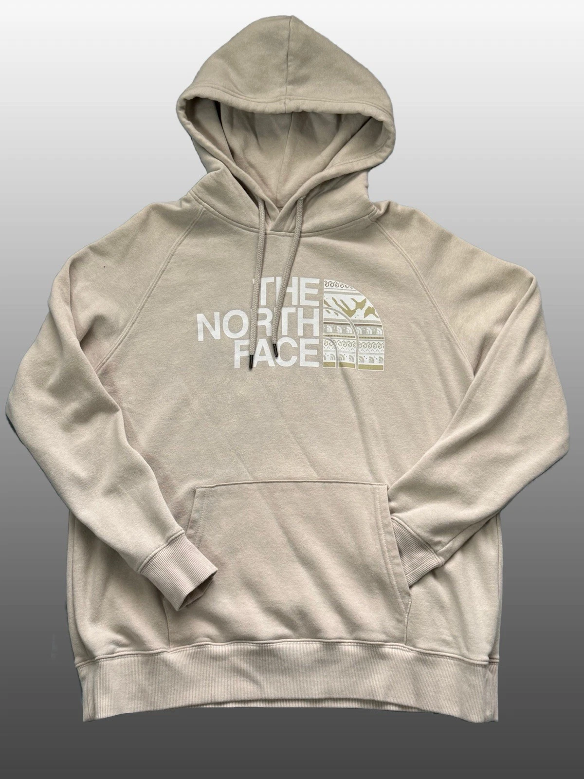 The North Face Women's L Half Dome Winter Logo Pullover Hoodie Sweatshirt Beige