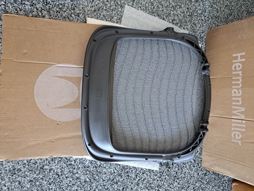 Herman Miller Aeron Classic Taglia C TEXUDO PATTERN SEAT PAN RICAMBIO Nuovo - Foto 2 di 2
