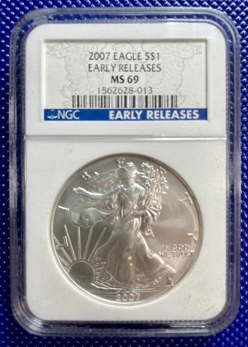 2007 ~ Silver Eagle S$1 ~ NGC MS69 ~ EARLY RELEASES ~ #1562628-013