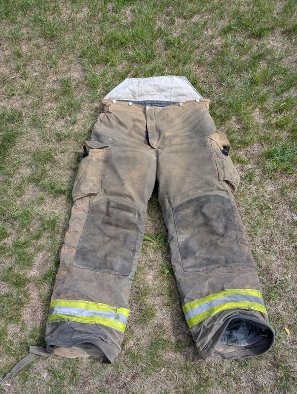 Vintage Used Janesville Firefighter Turnout gear Pants 42XL 2008 insulated
