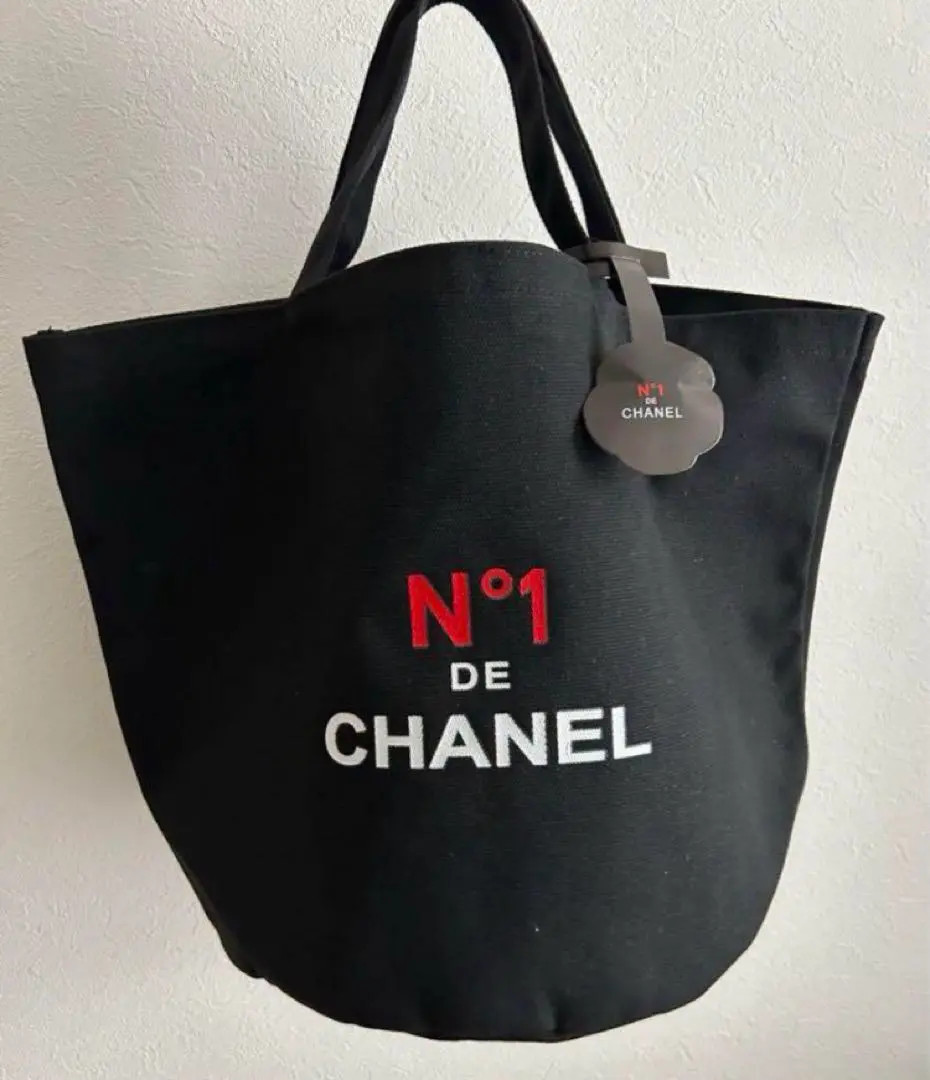 CHANEL BEAUTE Black Camelia Tote Bag Bucket Shape New from Japan