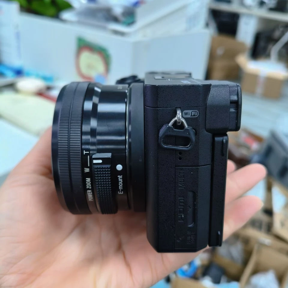 Cámara digital de video Sony Alpha a6500 24,2 MP enfoque automático rápido 4K con lente de 16-50 mm Foto 4 de 4