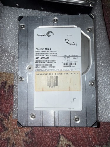 Seagate Cheetah 15K.4 ST3146854SS SAS 146GB 15K
