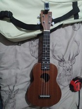 Mahogany Wood Ukele Hawaiian Guitar Ukulele Uke with Tuning Pegs Picks Tuner Set