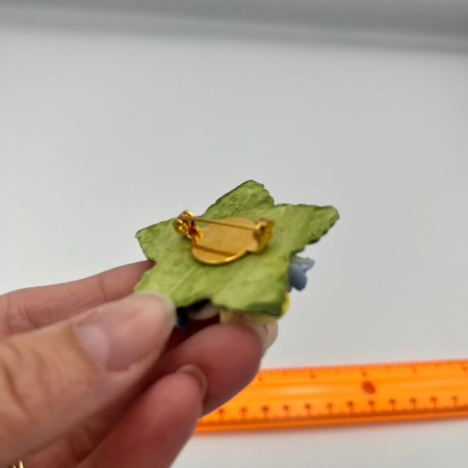 Broche Floral Porcelana Vintage Amarillo Violetas Flor Prendedor Bisutería Foto 3 de 4