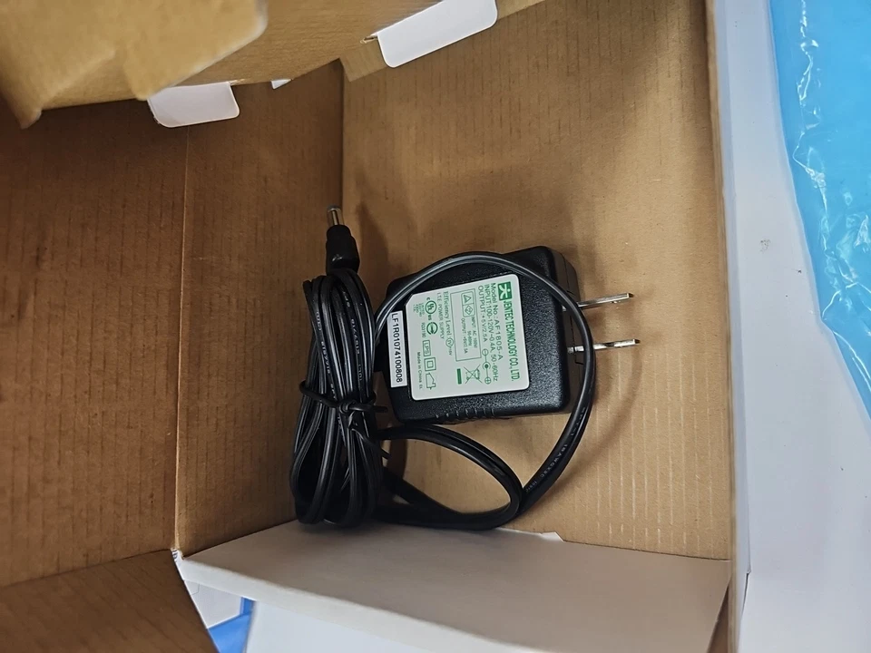 TRENDnet TE100-P1U Print Server - Image 3 of 4