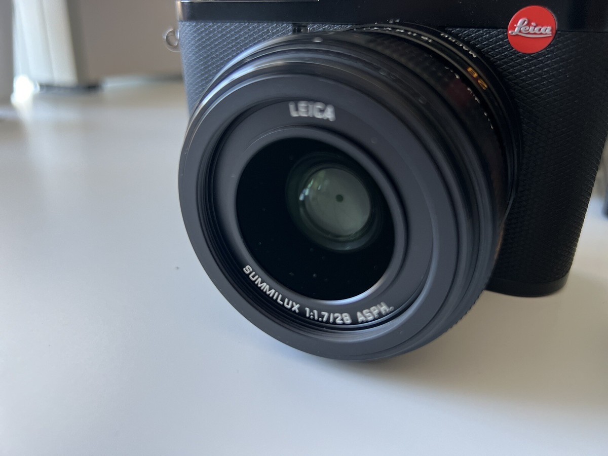 ★美品★ LEICA Q2 SUMMILUX 28mm F1.7 ASPH. Amazon.com : Leica Q2 Digital Camera with Summilux 28mm f/1.7 ASPH