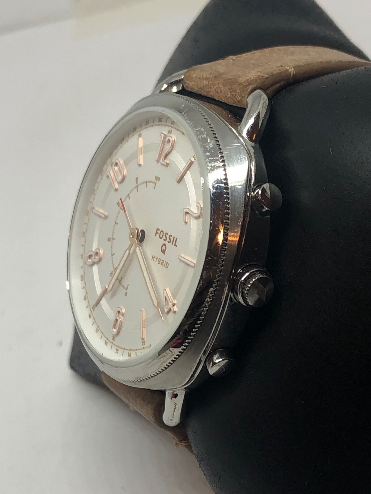 fossil smartwatch accomplice