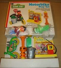 SESAME STREET MOTORBIKE PLAY SET - KNICKERBOCKER TOY CO. 1976 (MUPPETS)