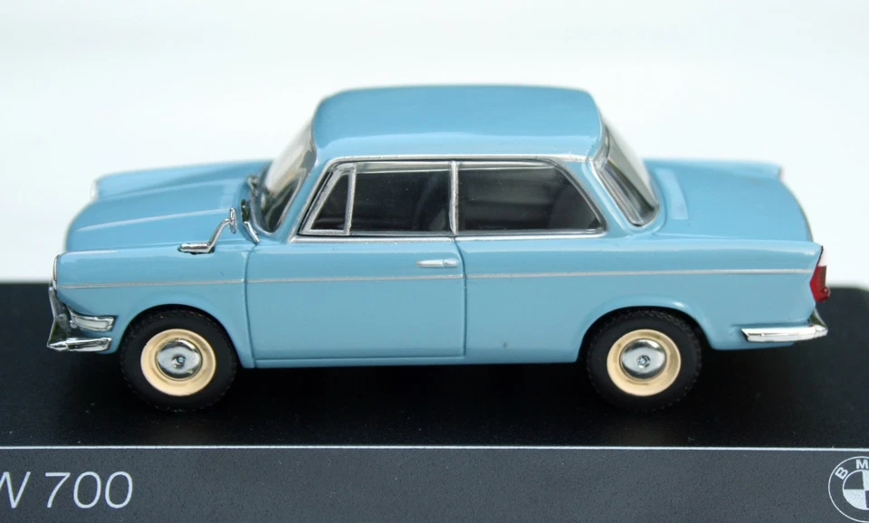 BMW 700 LS Lusso Anno 1962-1965, Celeste, Modello Minichamps In M. 1:43, OVP - Immagine 4 di 4