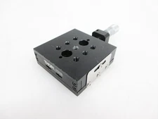 THORLABS MT1 1/2" TRANSLATION STAGE 1/4"-20 TAPS & 148-801 MICROMETER