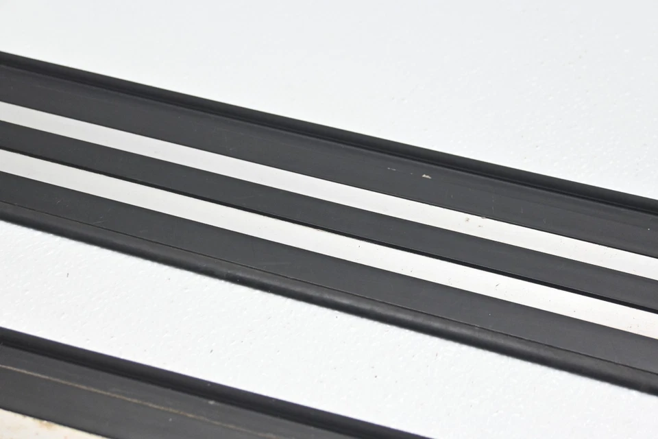 ⭐ 86-94 Bmw E32 Serie 7 Alféizar Puerta Delantera Placa Desgaste Tira Juego Fabricante Original Foto 4 de 4