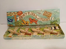 Authentic Models Mobile Kit to Assemble Fancy Fliers in Flight New w/o Tag