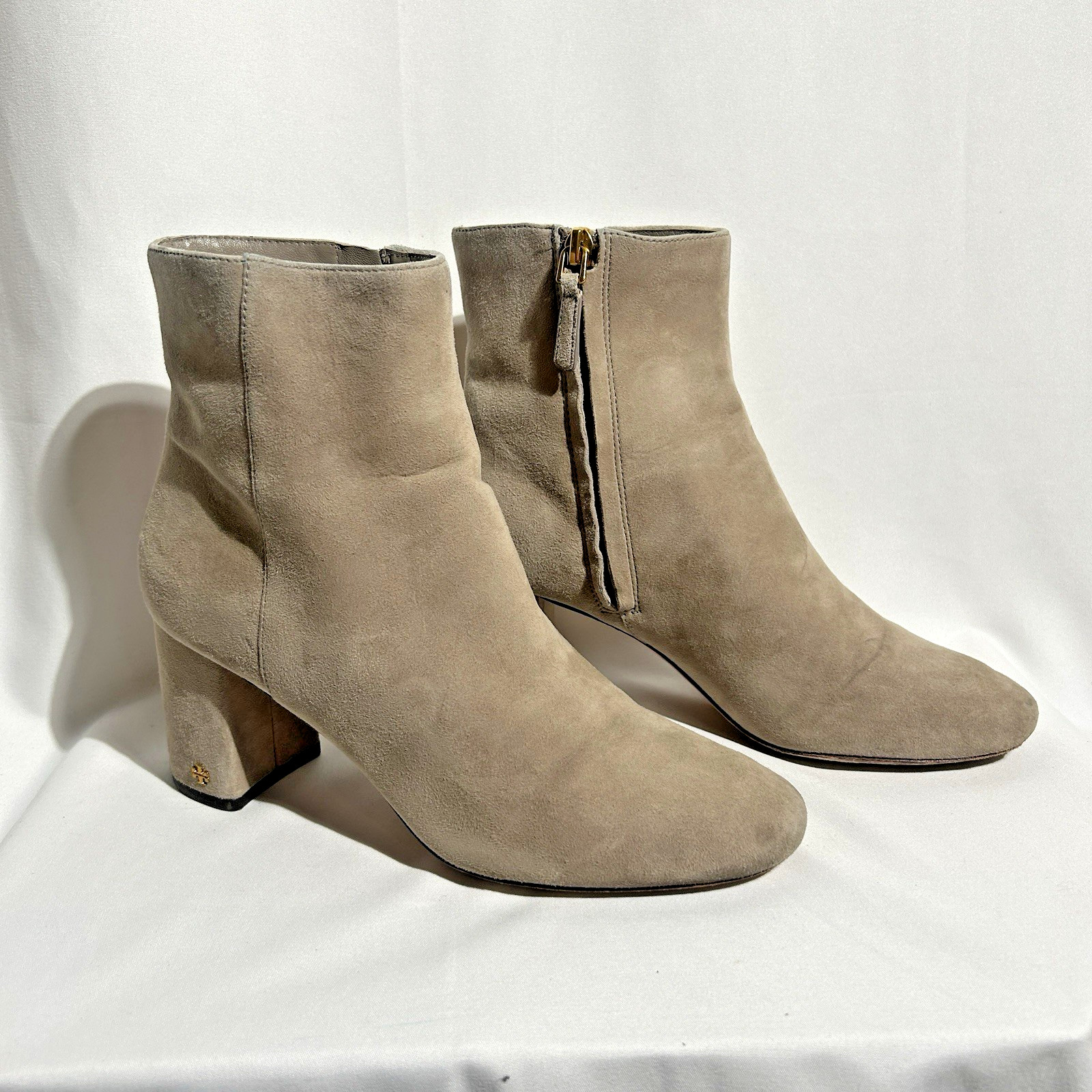 Tory Burch Brooke Storm Dust Taupe Suede Ankle Boots Bootie Womens Size 8