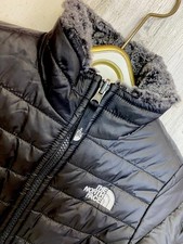 The North Face Mossbud Swirl Jacket Girls L 14/16 Black Reversible Fleece Puffer