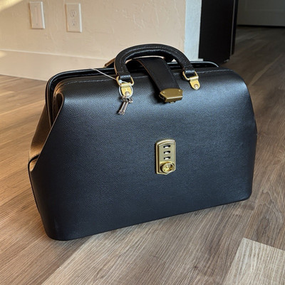 Black Leather Doctor Bag w/ Key Lock & Keys Classic Everyday