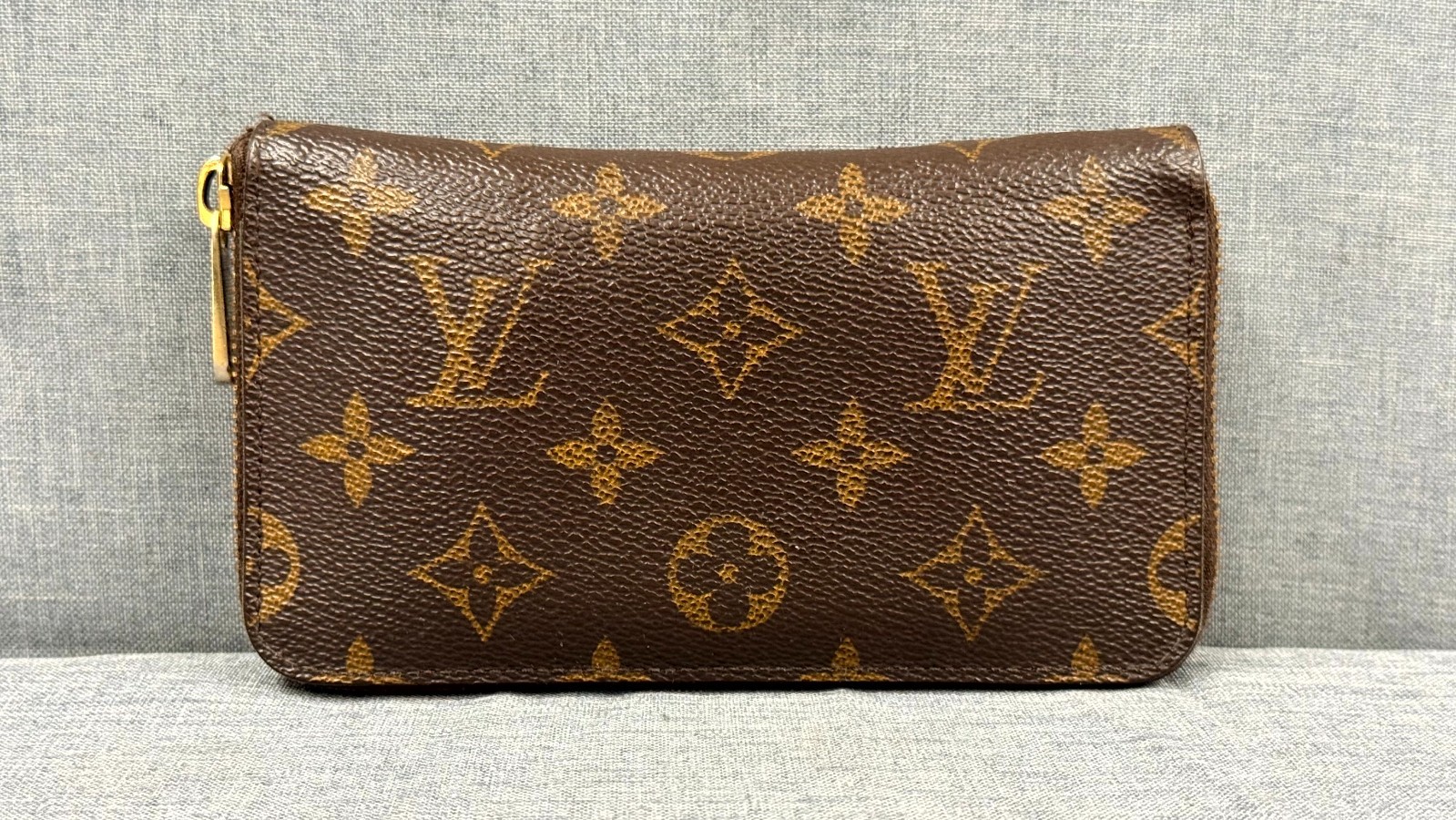 Authentic LOUIS VUITTON Monogram Zippy Around Long Wallet Free Shipping