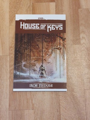 Praxis: House of Keys (Iron Medusa), Post World Games, Softcover, RPG