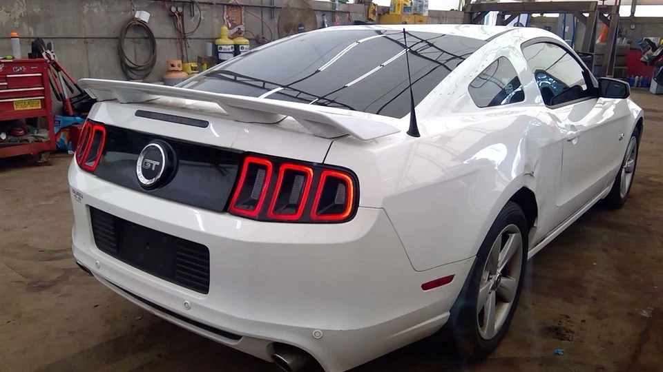 Radiator Fits 11-14 MUSTANG 6706060 Foto 4 de 4